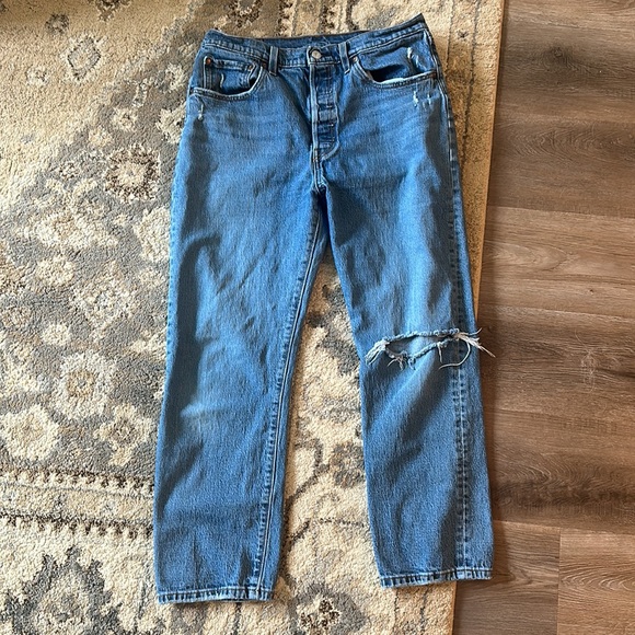 Levi’s 501, sz W31 L28 - Picture 2 of 3